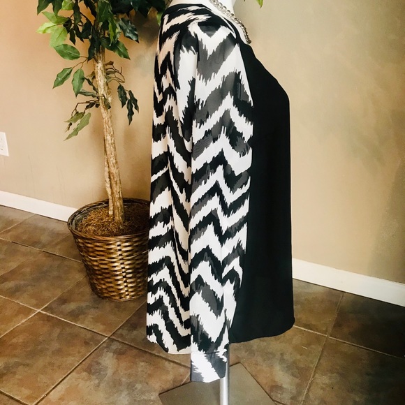 AB Studio Black And White Sheer Chevron Blouse - Picture 3 of 5